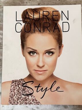 LC Lauren Conrad Style / Fashion Book